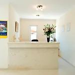 Perla Marina 4*