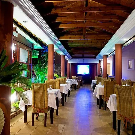 Perla Marina Guest house 4*