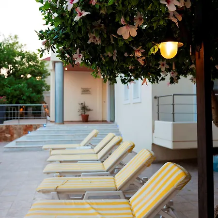 Perla Marina Πανσιόν Ιαλυσός Ρόδος