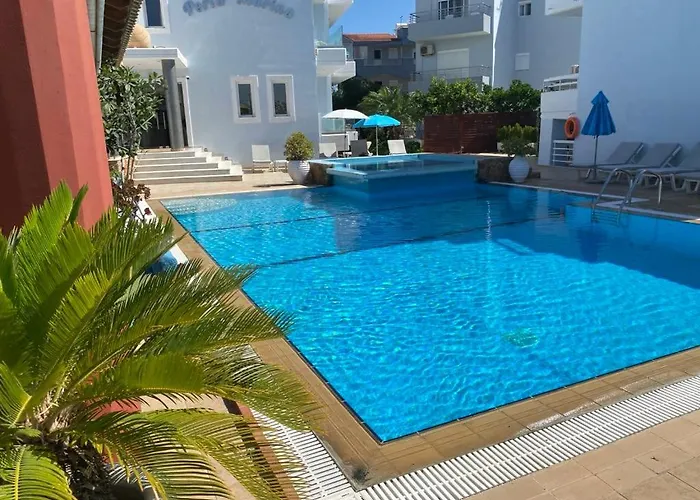 Perla Marina Ialisos