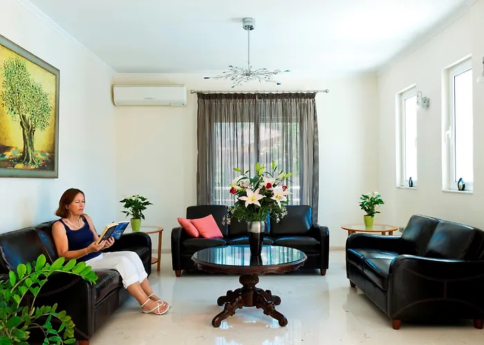 Perla Marina Pensión Ialisos