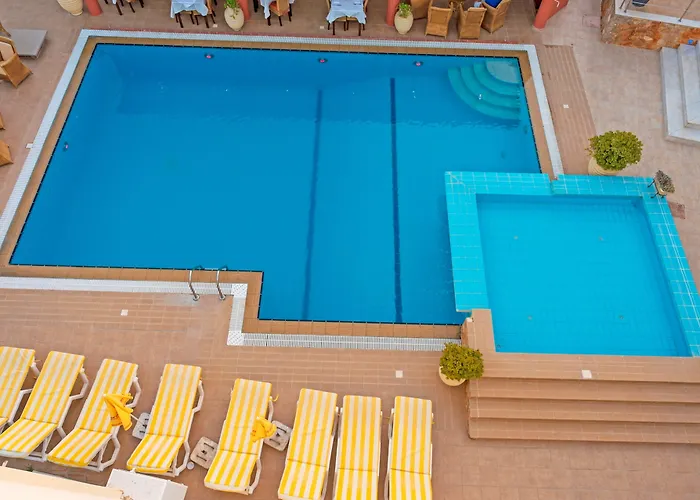 Pensión Perla Marina Ialisos