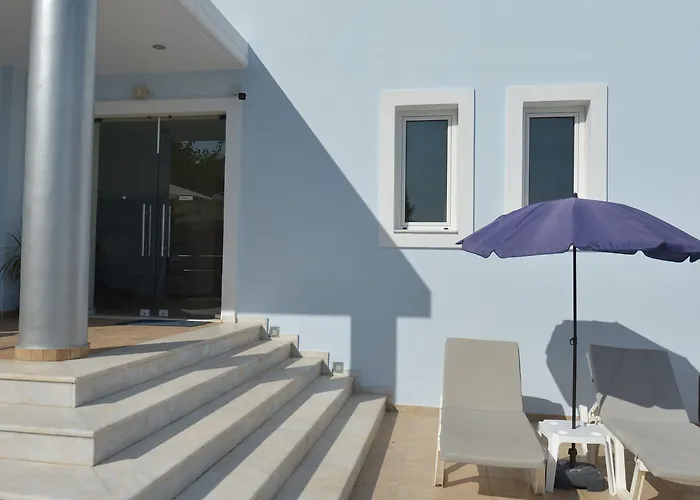 Perla Marina Pensión Ialisos