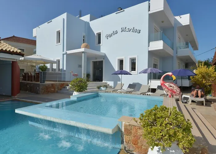 Perla Marina Pensión 3*